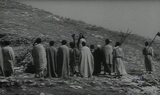 Jesus is risen: from Pasolini's "The Gospel According to St. Matthew" (1964)