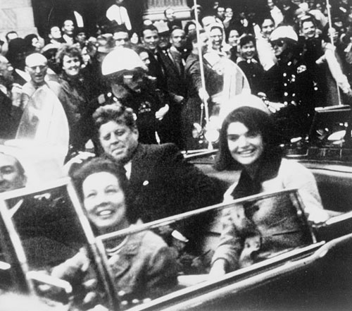 JFK and his motorcade, Dealey Plaza, November 22, 1963