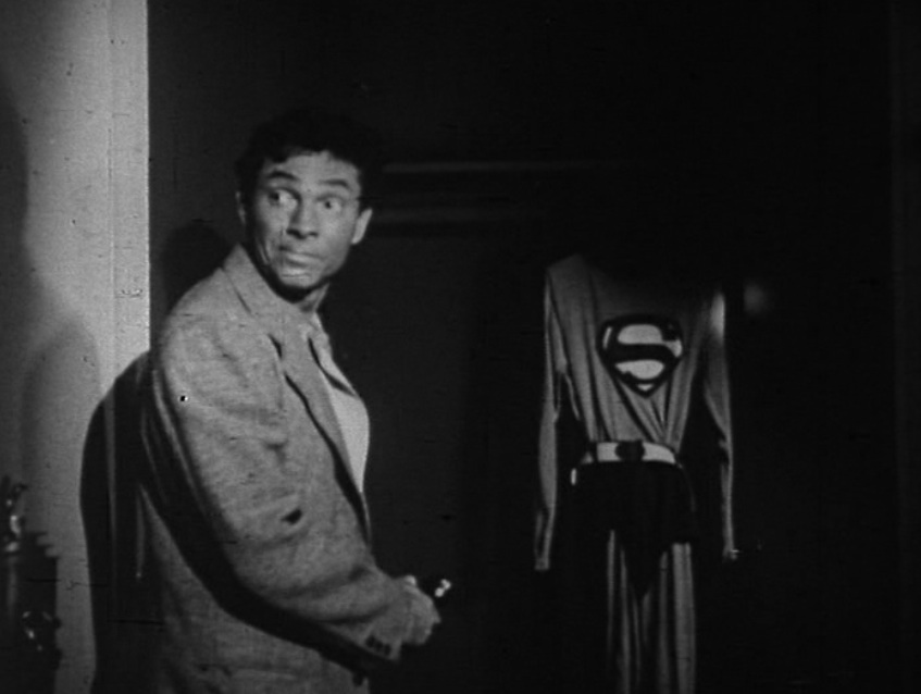 Screenshot from "The Stolen Costume," Season 1, Episode 13 of "Adventures of Superman"